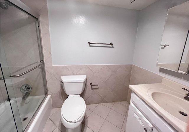 3050 N Palm Aire Drive 602, Pompano Beach, FL 33069