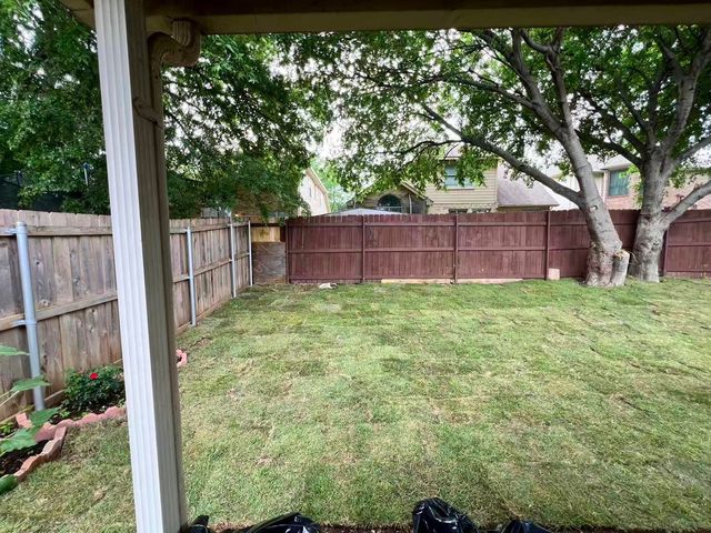 9221 Goldenview Drive, Fort Worth, TX 76244