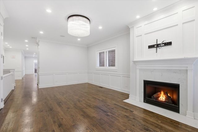 850 W Lill Avenue 1, Chicago, IL 60614