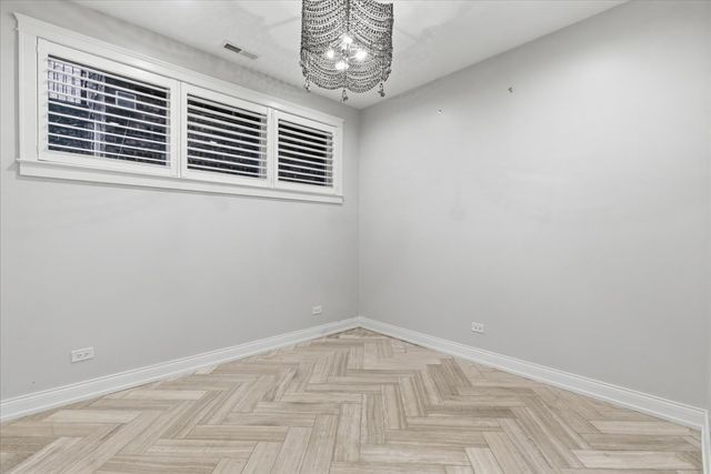 850 W Lill Avenue 1, Chicago, IL 60614