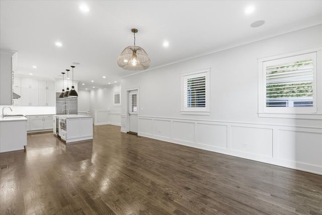 850 W Lill Avenue 1, Chicago, IL 60614