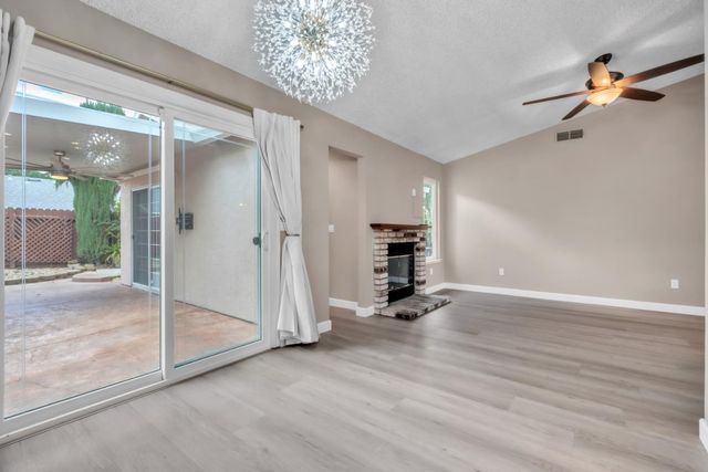 8173 Visalia Way, Sacramento, CA 95828