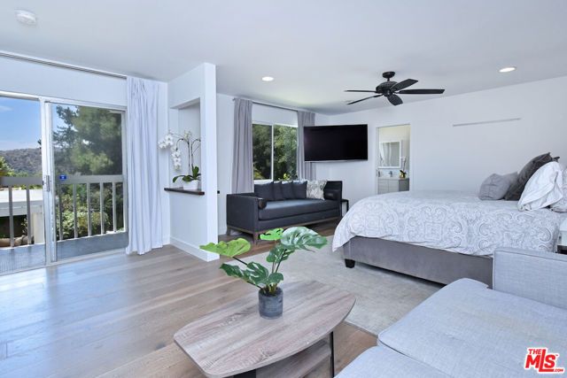 13413 Bayliss Road, Los Angeles, CA 90049