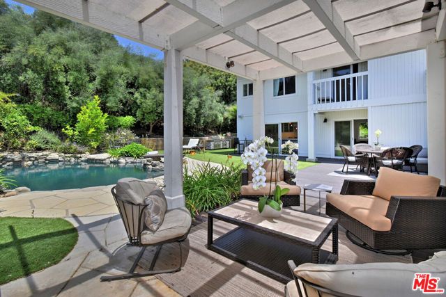 13413 Bayliss Road, Los Angeles, CA 90049