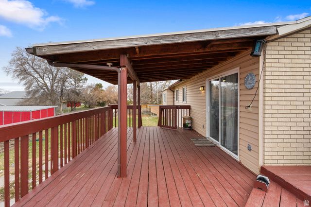 5076 S 4700 W, Hooper, UT 84315