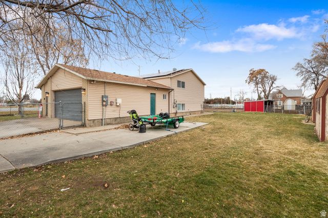 5076 S 4700 W, Hooper, UT 84315
