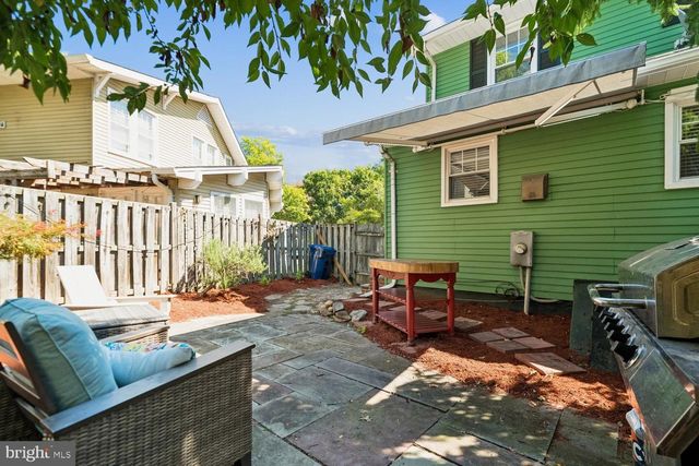 1002 N COLUMBUS ST N, Alexandria, VA 22314