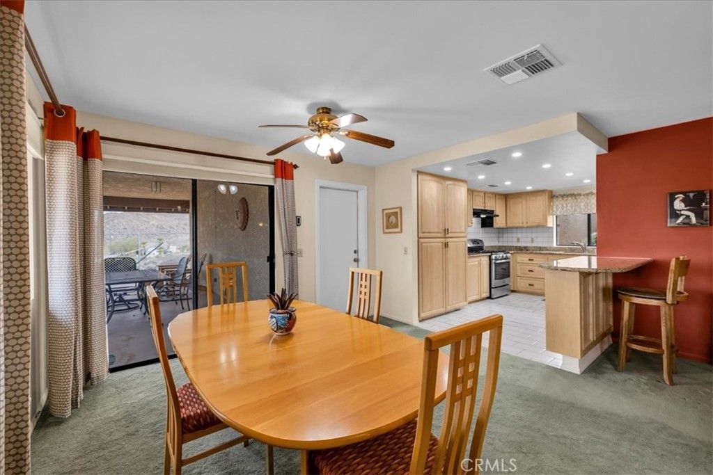 Image 13 of property listing at 61746 Melton Trail, Joshua Tree, CA 92252