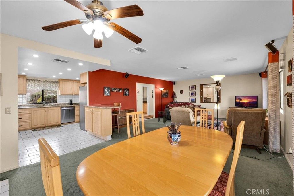 Image 14 of property listing at 61746 Melton Trail, Joshua Tree, CA 92252