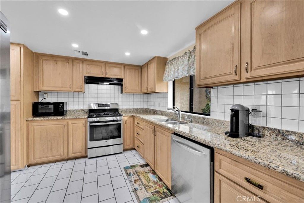 Image 17 of property listing at 61746 Melton Trail, Joshua Tree, CA 92252