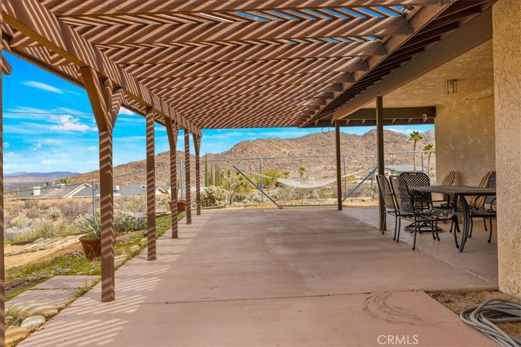 Image 32 of property listing at 61746 Melton Trail, Joshua Tree, CA 92252