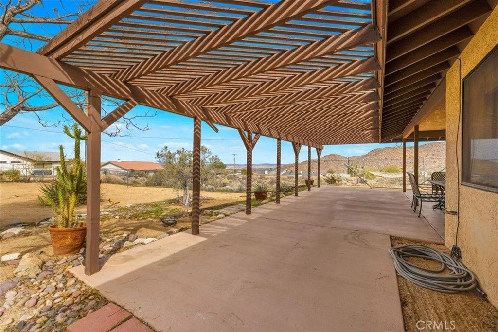 Image 35 of property listing at 61746 Melton Trail, Joshua Tree, CA 92252