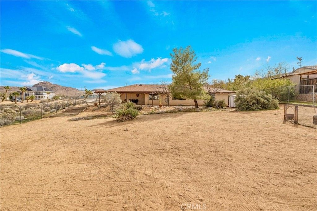 Image 39 of property listing at 61746 Melton Trail, Joshua Tree, CA 92252