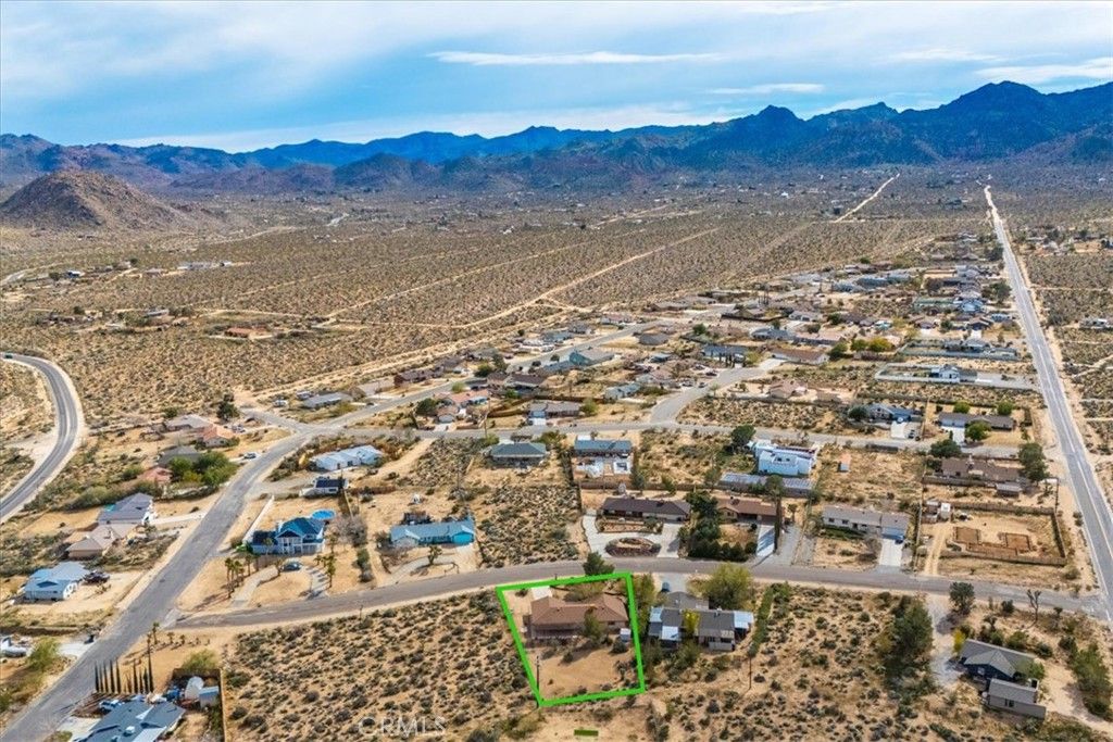 Image 50 of property listing at 61746 Melton Trail, Joshua Tree, CA 92252