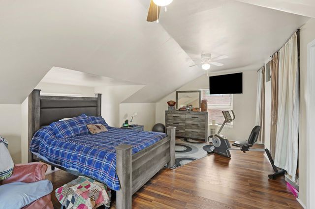 737 Mulberry Street, Hammond, IN 46324