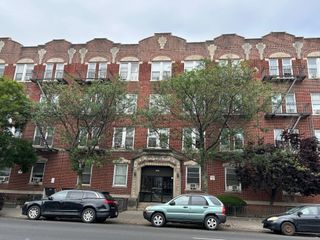 1961 65 3B, Brooklyn, NY 11204