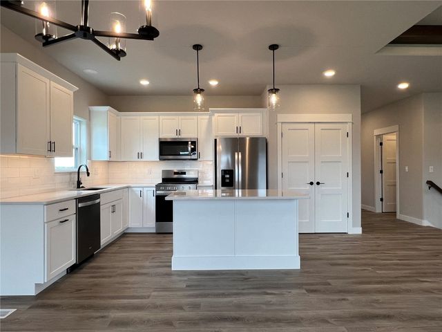 1260 Osage Lane, North Liberty, IA 52317