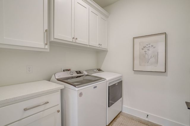 108 Cardinal Woods Court, Granbury, TX 76049