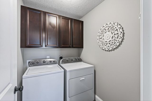 8411 Larch Lane N, Maple Grove, MN 55369