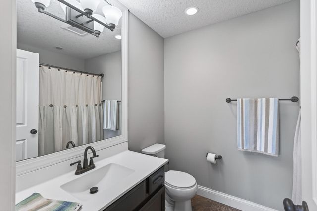 8411 Larch Lane N, Maple Grove, MN 55369