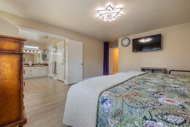 4221 Waymar Ct, Carmichael, CA 95608