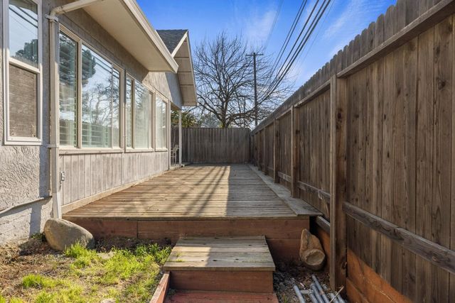 4221 Waymar Ct, Carmichael, CA 95608