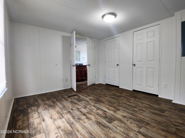 1004 10th Street, Midway Park, NC 28544