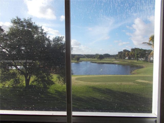 13450 SW 3rd Street 310D, Pembroke Pines, FL 33027