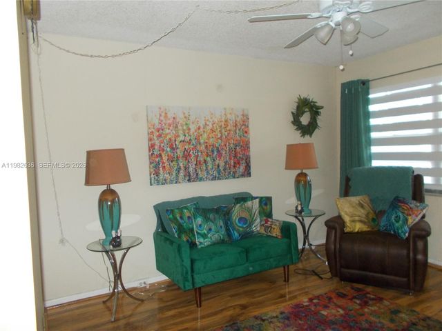 13450 SW 3rd Street 310D, Pembroke Pines, FL 33027