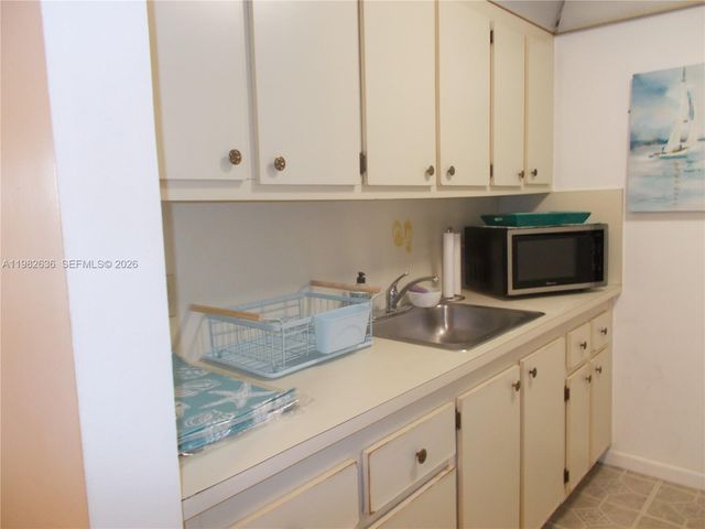 13450 SW 3rd Street 310D, Pembroke Pines, FL 33027