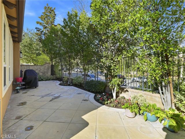 25441 Eagle, Valencia, CA 91381