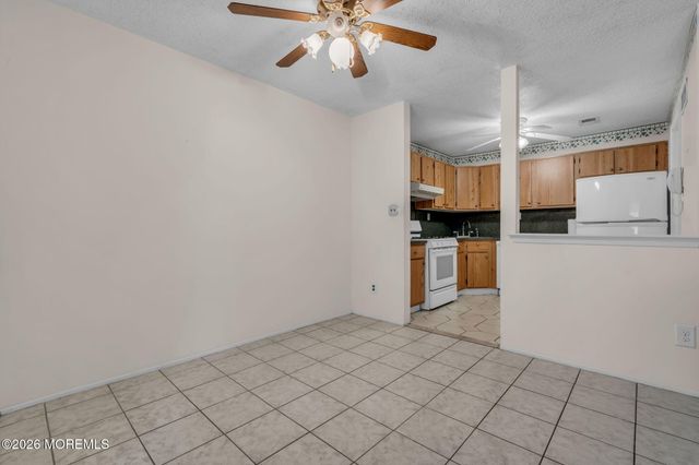 161 Frontier Way, Tinton Falls, NJ 07753