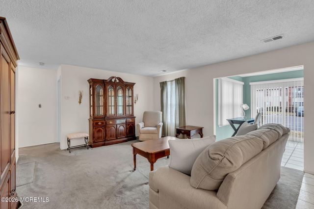 161 Frontier Way, Tinton Falls, NJ 07753