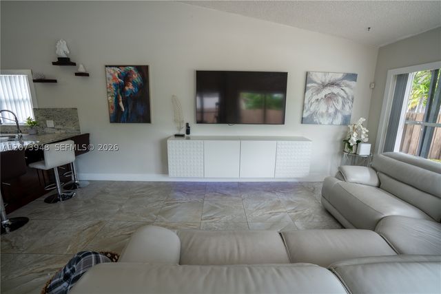 7301 SW 159th Ave, Miami, FL 33193