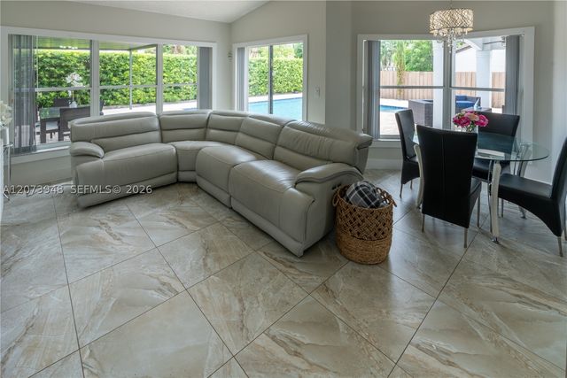 7301 SW 159th Ave, Miami, FL 33193