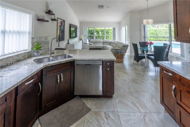 7301 SW 159th Ave, Miami, FL 33193