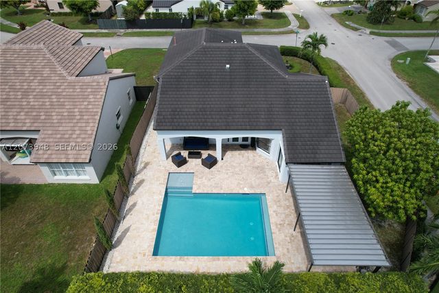 7301 SW 159th Ave, Miami, FL 33193