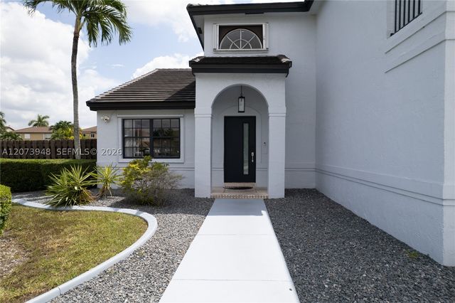 7301 SW 159th Ave, Miami, FL 33193