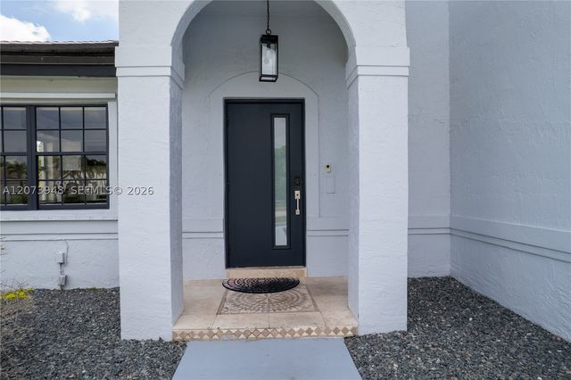 7301 SW 159th Ave, Miami, FL 33193