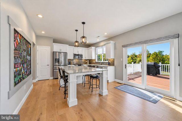 332 W CROSSING DR, Mount Royal, NJ 08061