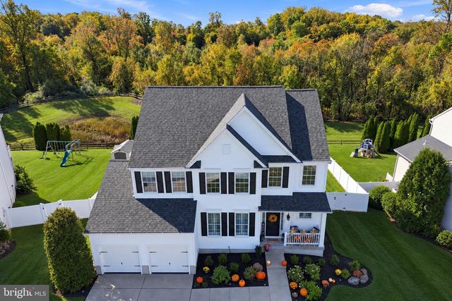 332 W CROSSING DR, Mount Royal, NJ 08061