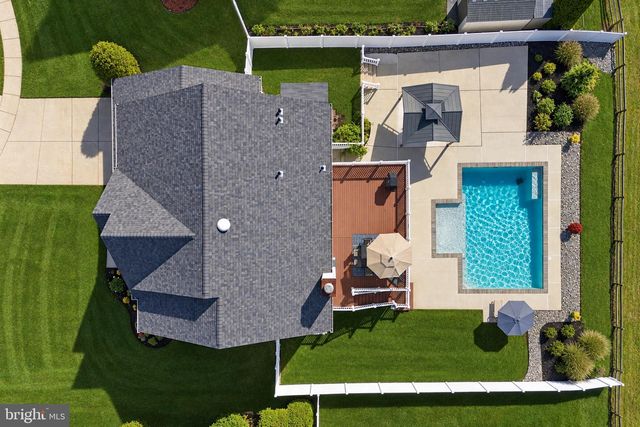 332 W CROSSING DR, Mount Royal, NJ 08061