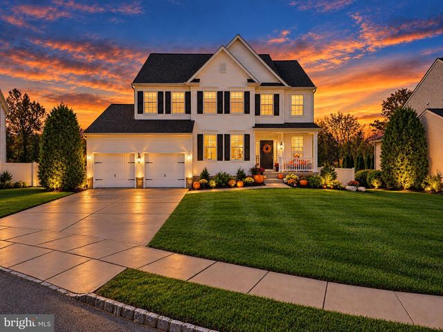 332 W CROSSING DR, Mount Royal, NJ 08061