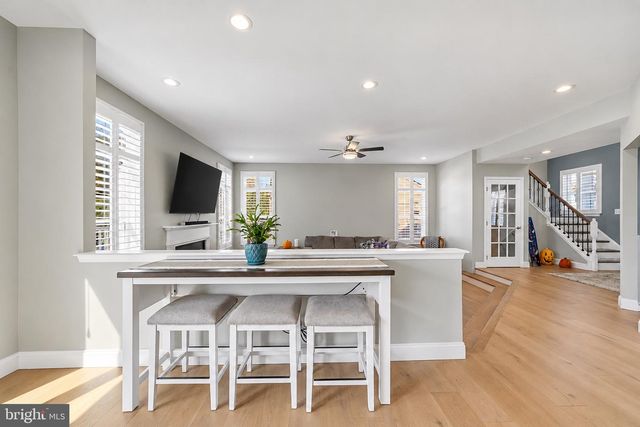 332 W CROSSING DR, Mount Royal, NJ 08061