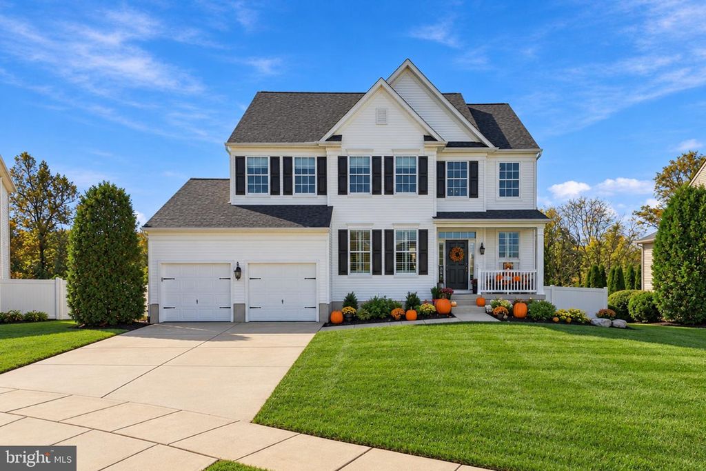 332 W CROSSING DR, Mount Royal, NJ 08061