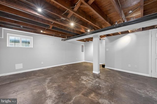 318 VARNUM ST NW, Washington, DC 20011