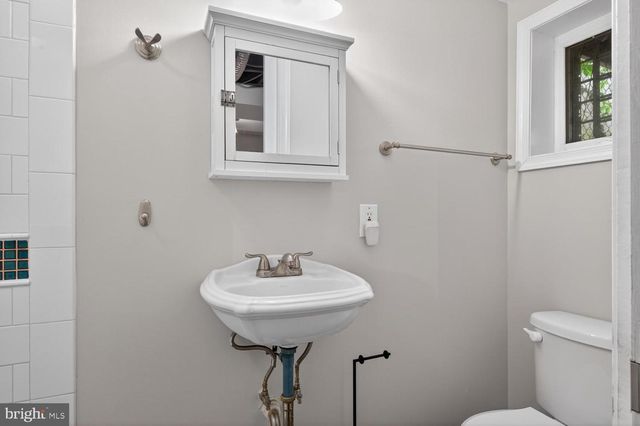 318 VARNUM ST NW, Washington, DC 20011