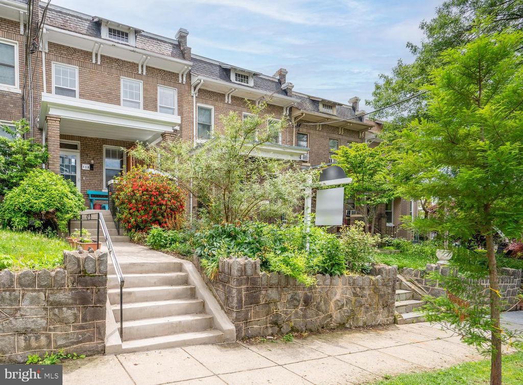 318 VARNUM ST NW, Washington, DC 20011