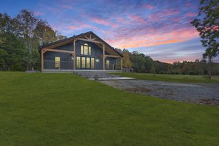 3320 Slayden Marion Rd, Cumberland Furnace, TN 37051