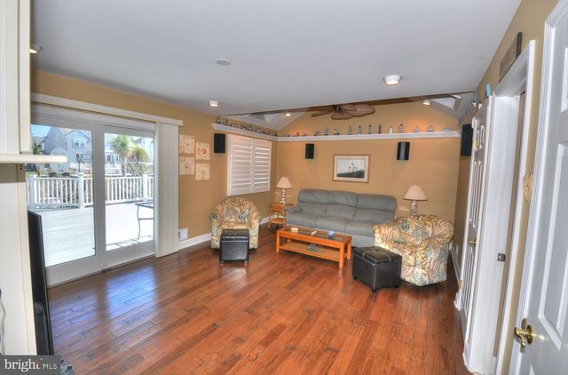 19 CENTERBOARD DR, Bayville, NJ 08721